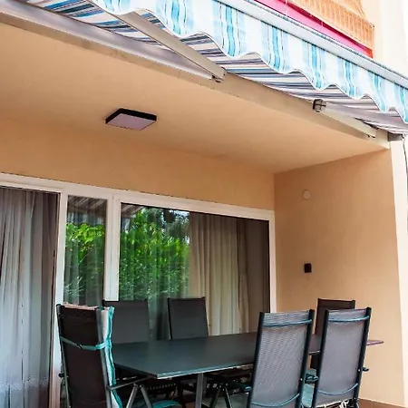 Illyes Vendeghaz Holiday home *