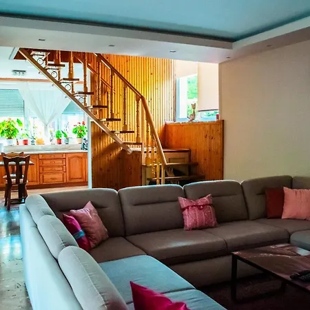 Tatil Evi Illyes Vendeghaz